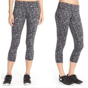 NIKE Women's Lotus Epic Run Cropped Running Tight Leggings Leopard Size Medium